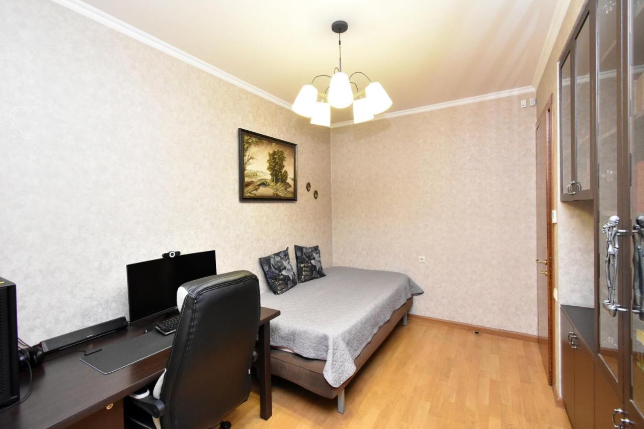 يريفان Dos Guest House المظهر الخارجي الصورة